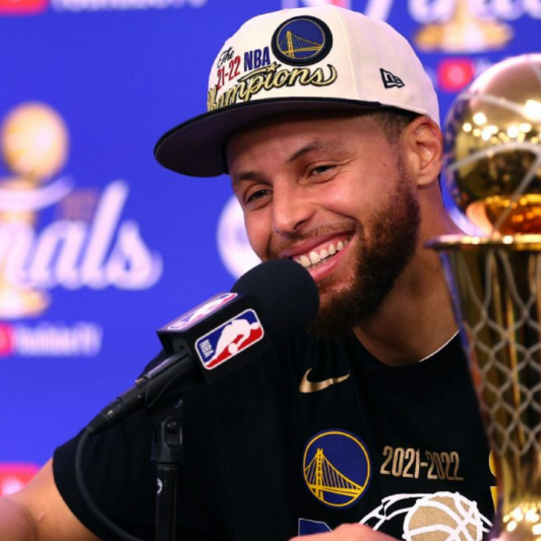 Stephen Curry collectibles market stays hot as NBA Finals Game 1 jersey sells for $203330 in 101-bid auction