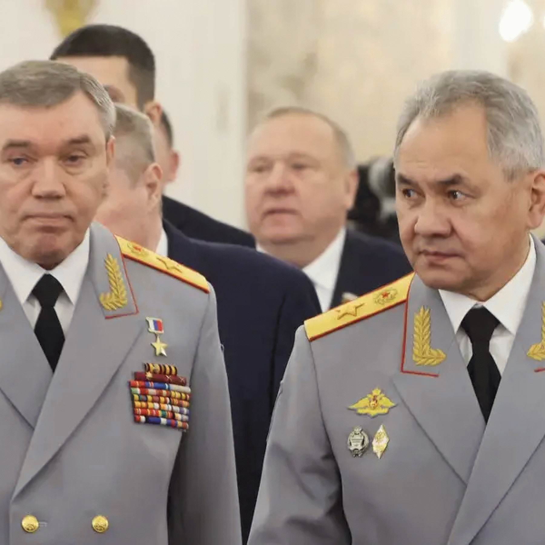 There had been reports that Armed Forces Chief Valeriy Gerasimov (R) had been dismissed