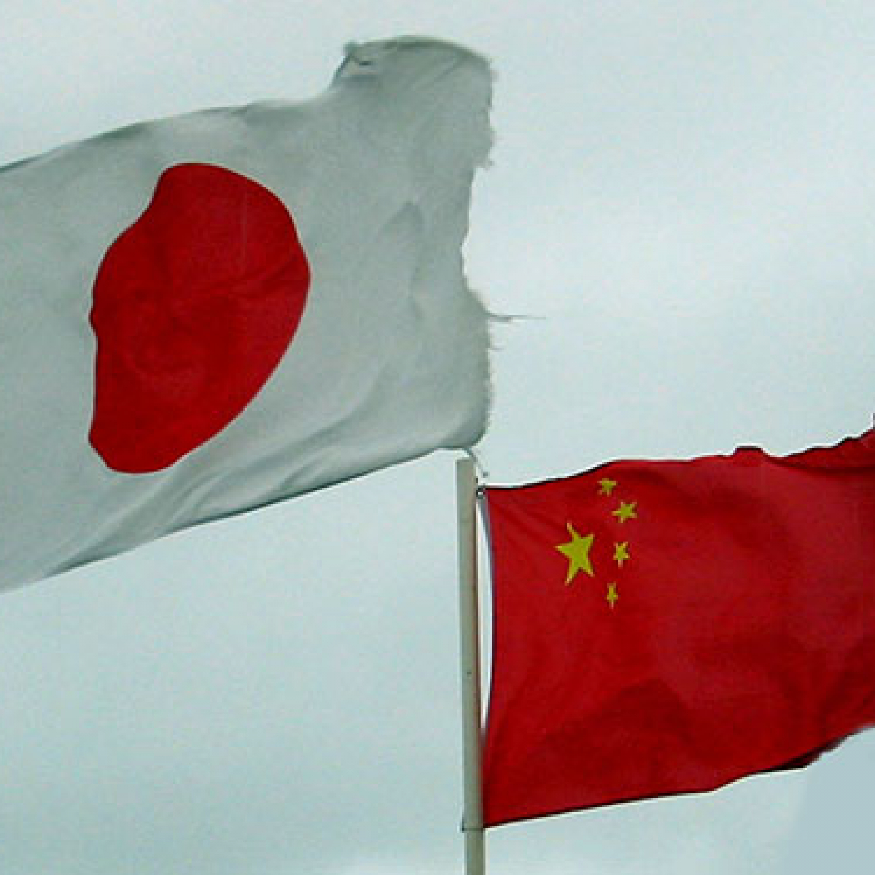 JapanandChinaFlagBLOGIMAGE1