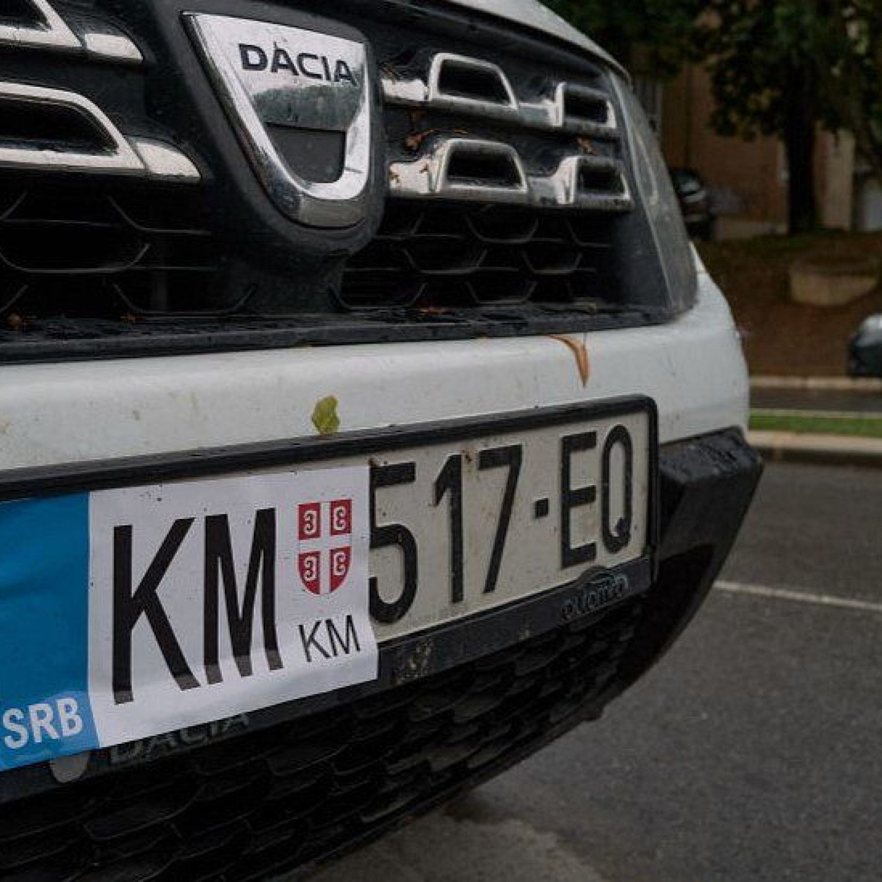 A Kosovan car with a Serbian sticker on its number plate