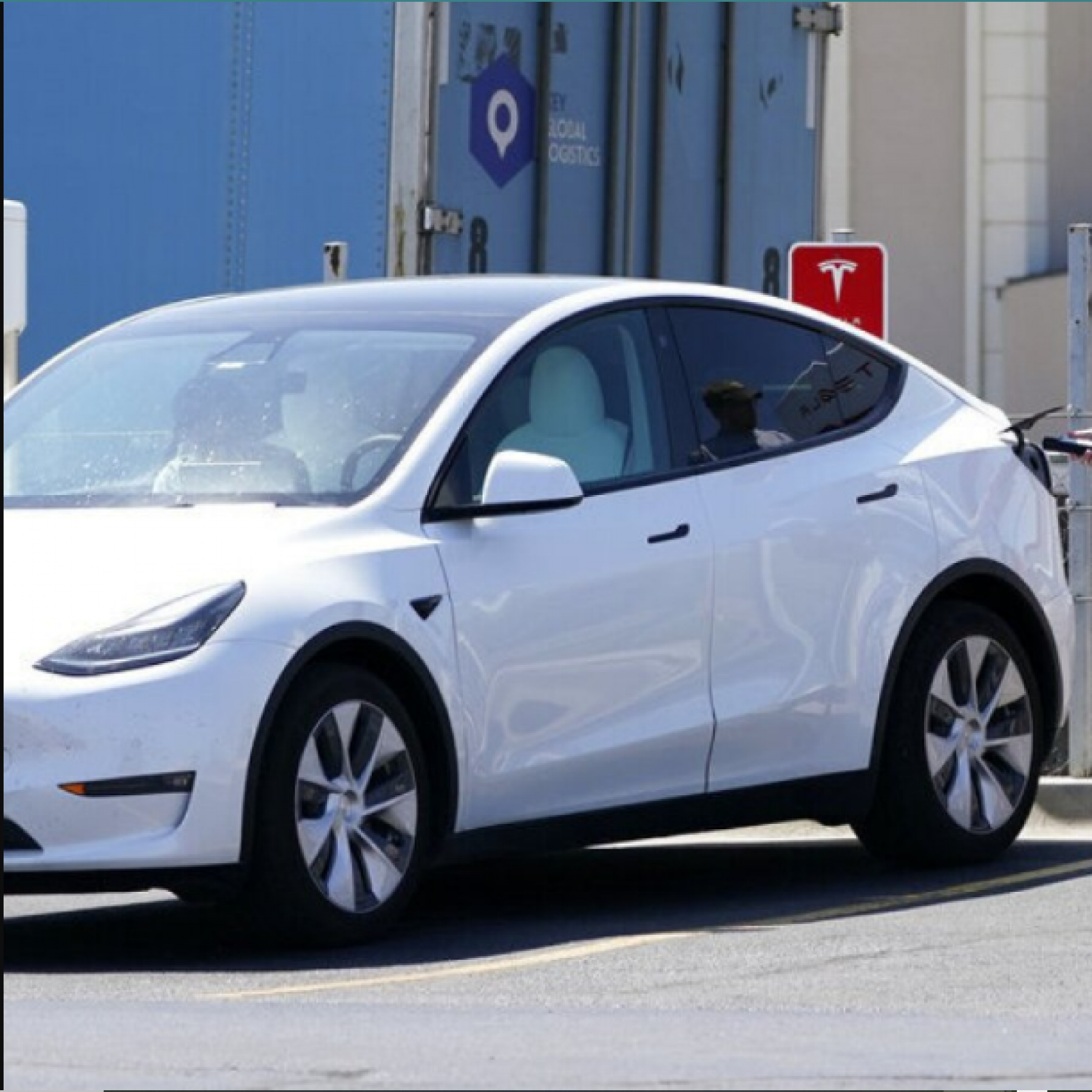 Nearly 400 car crashes in 11 months involved automated tech companies tell regulators