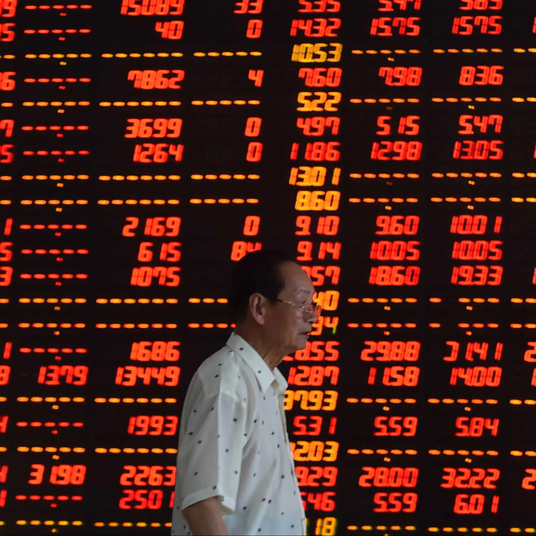 Asian shares gain on upbeat news on China property sector