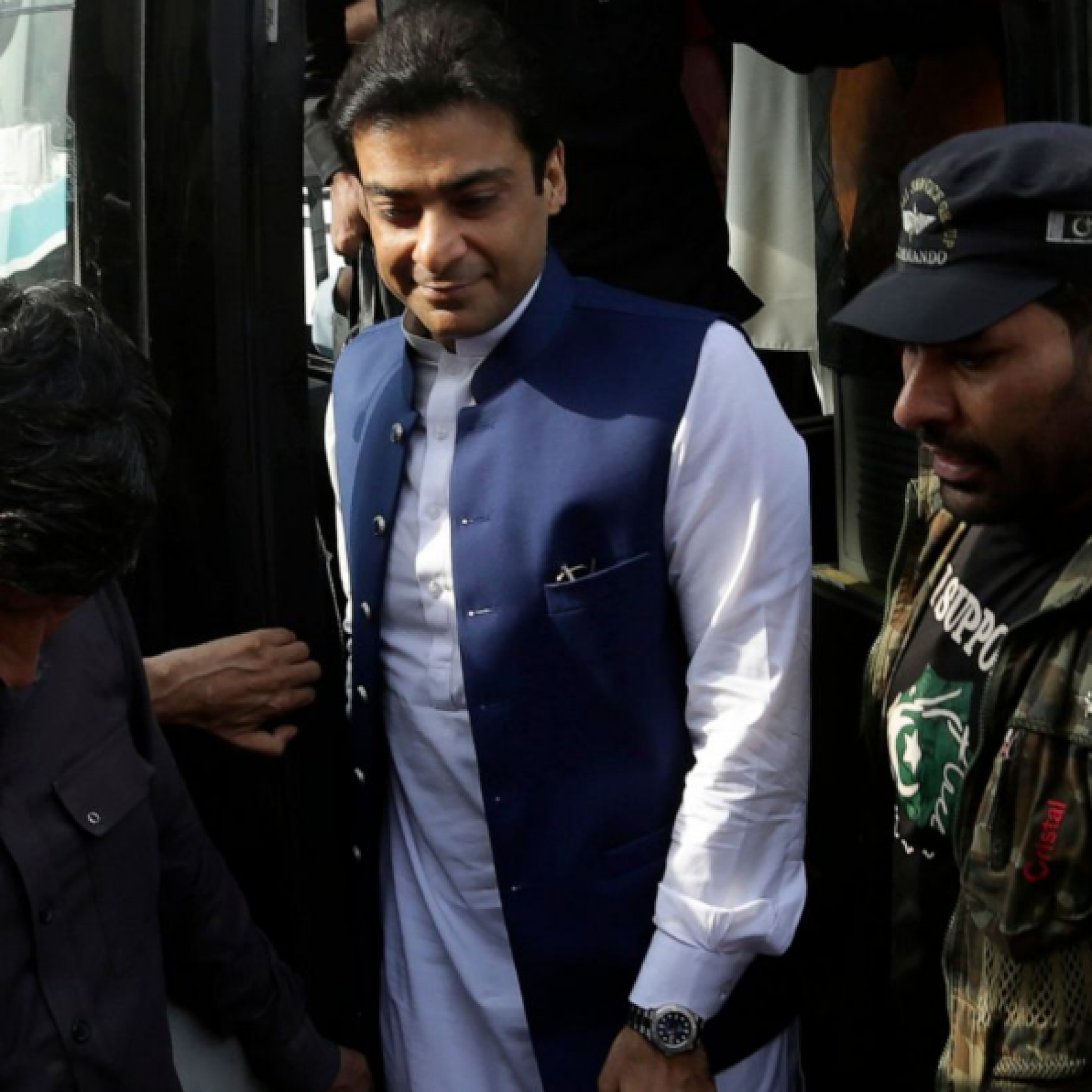 Pakistan ex-PM Khans bloc sidelined in Punjab assembly vote