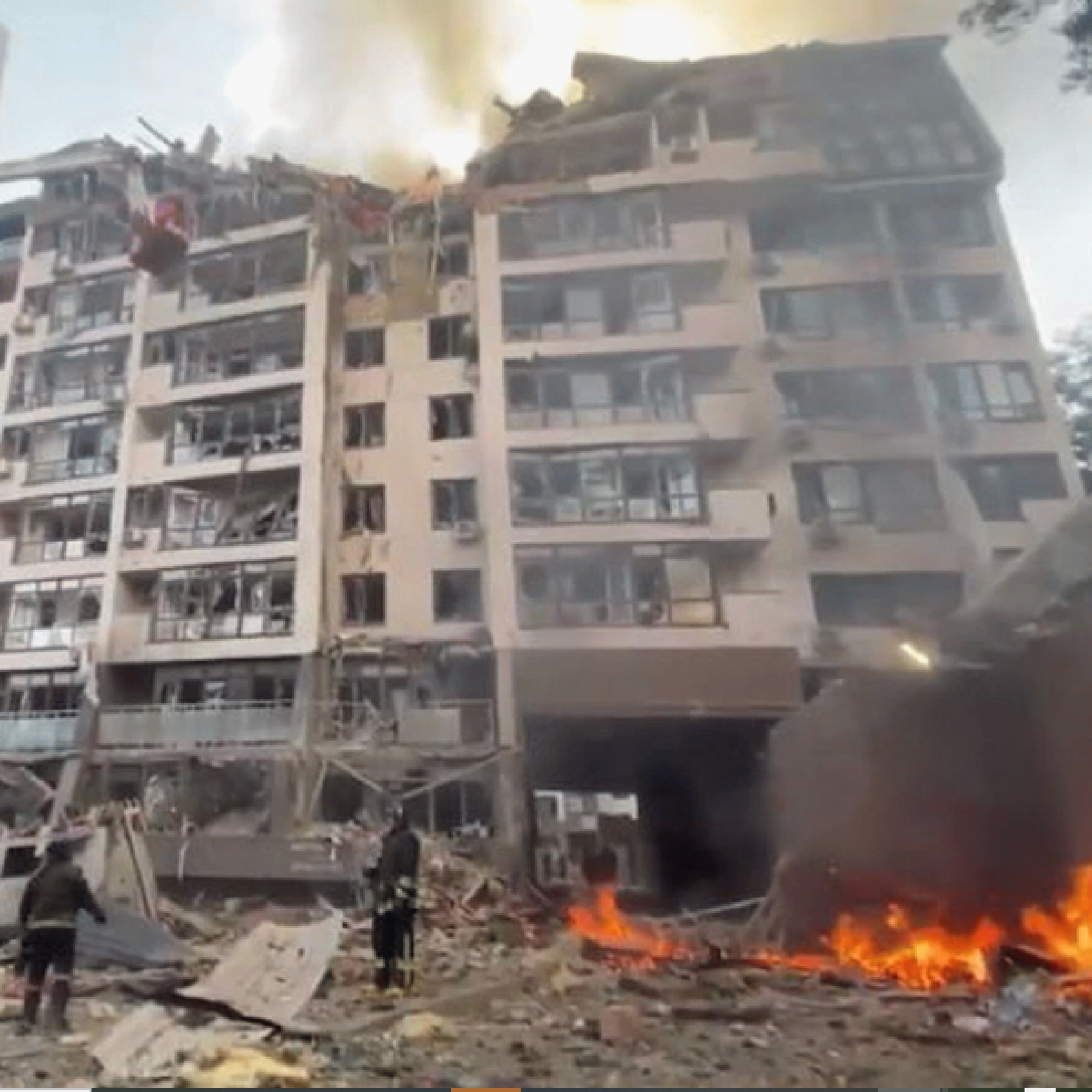 Russian missile strikes kill 19 in Odesa region - emergency service