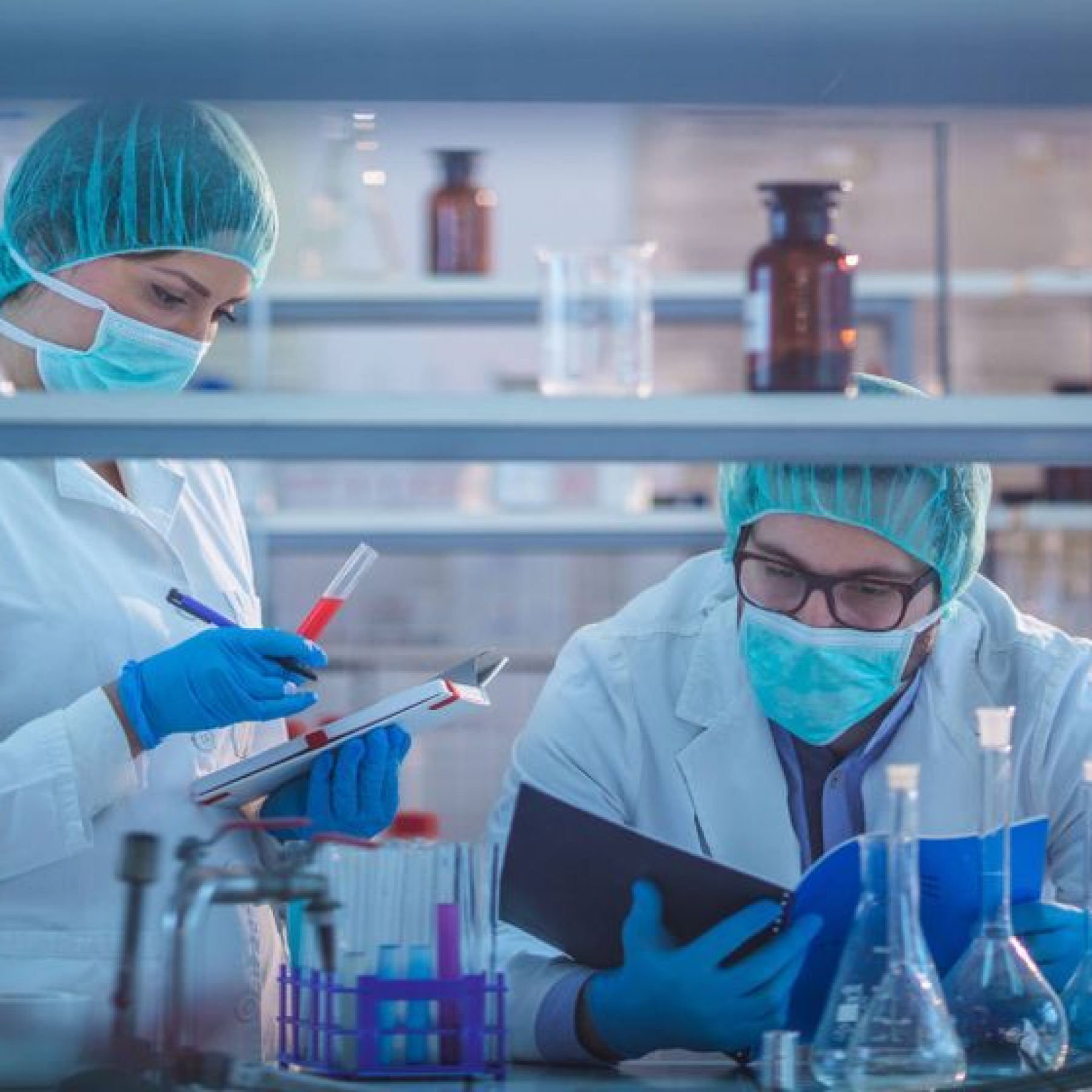 scientists-at-work-in-the-lab-m