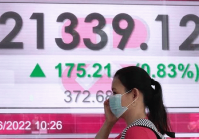 Asian benchmarks mostly lower after tepid Wall St session